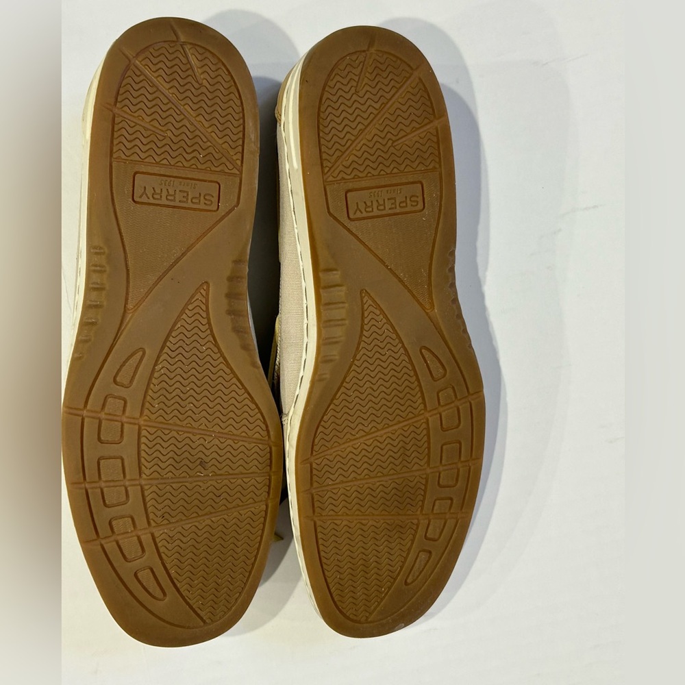 Sperry - Top Slider, Like New Condition. - image 2